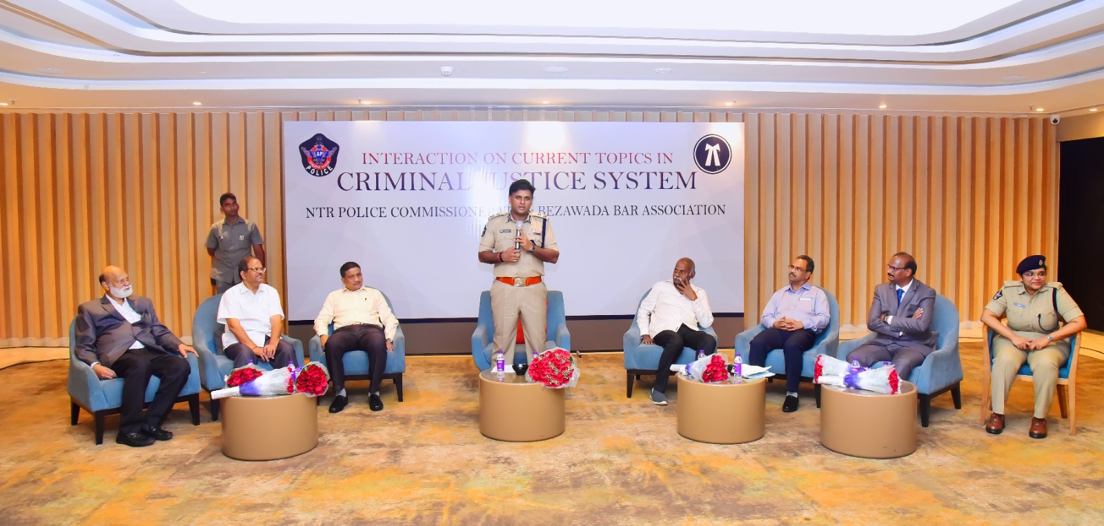 చట్టాలపై అవగాహన ఉండాలి: సిపి