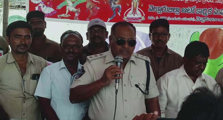 ''ఘనంగా మేడే ఉత్సవాలు ఆరంభం''