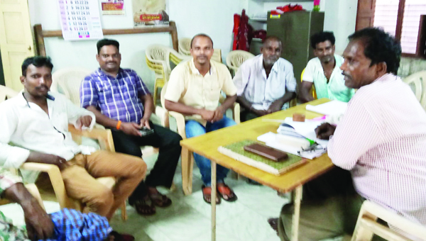 దోబీఘాట్లు కేటాయించాలి