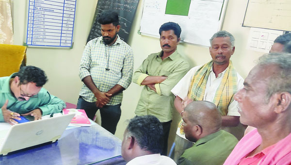 విద్యుత్‌ సమస్య పరిష్కారానికి వినతి