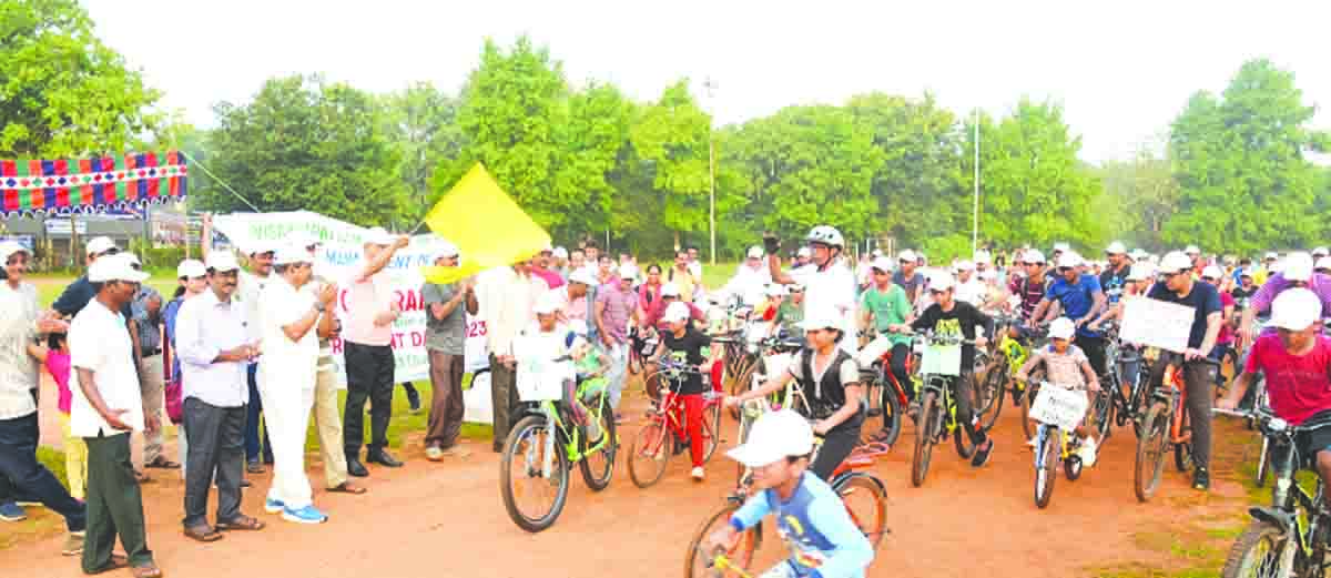 ఉత్సాహంగా పర్యావరణ పరిరక్షణ సైకిల్‌ ర్యాలీ