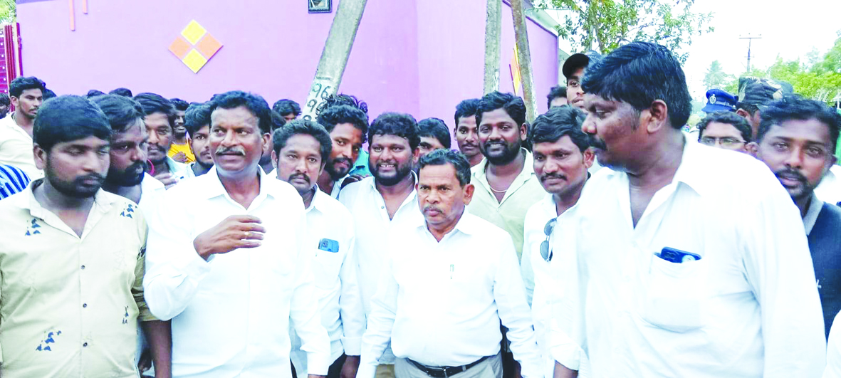 శేఖర్‌ కుటుంబానికి న్యాయం చేయాలి