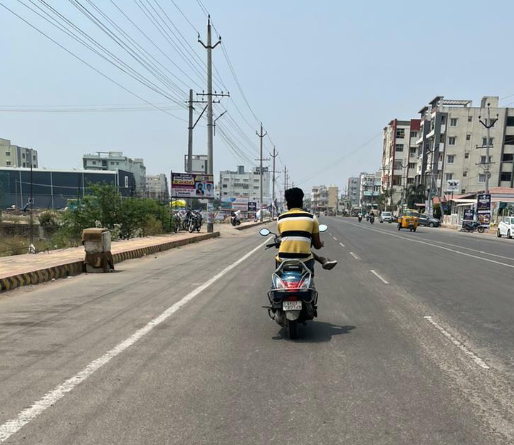 ఠారెత్తిస్తున్న ఎండలు