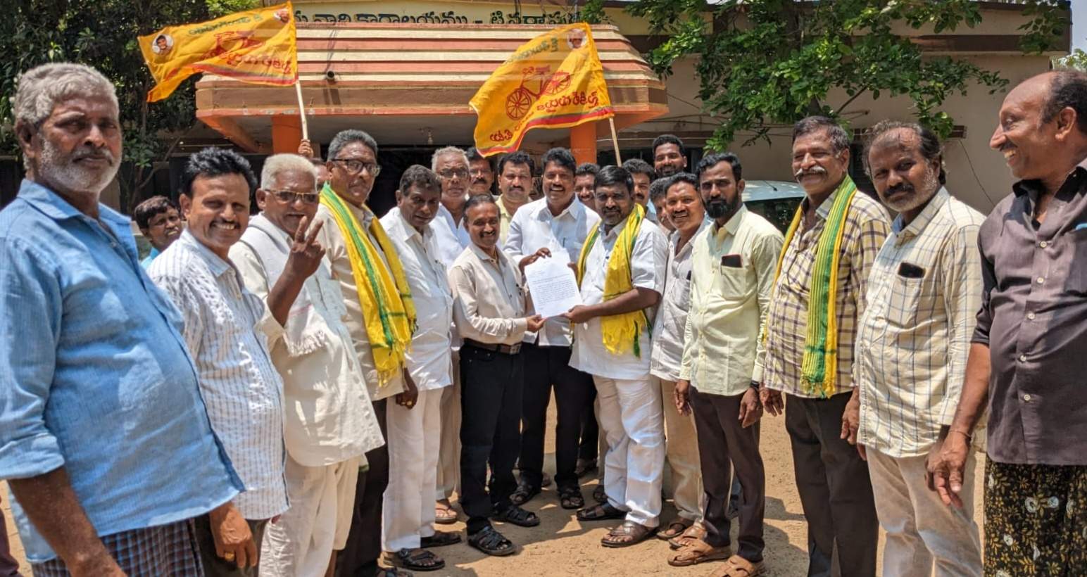 పంట కోల్పోయిన రైతులకు పరిహారం చెల్లించాలి : టిడిపి