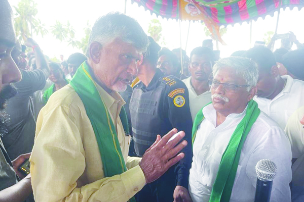 నష్టపోయిన రైతుల పరామర్శకు ఆంక్షలా