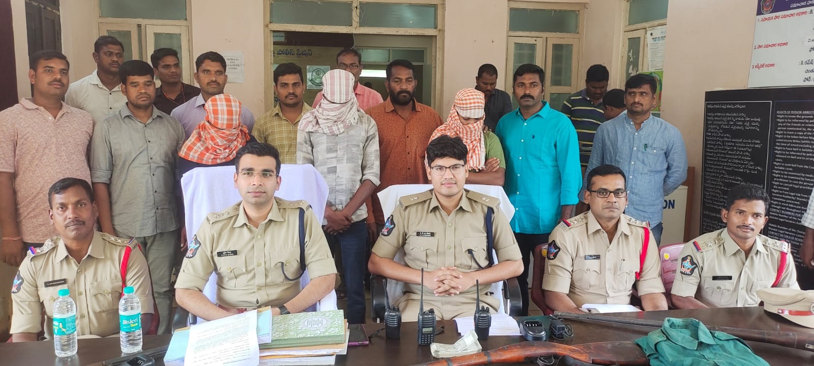  ముగ్గురు నకిలీ మావోయిస్టుల అరెస్ట్‌