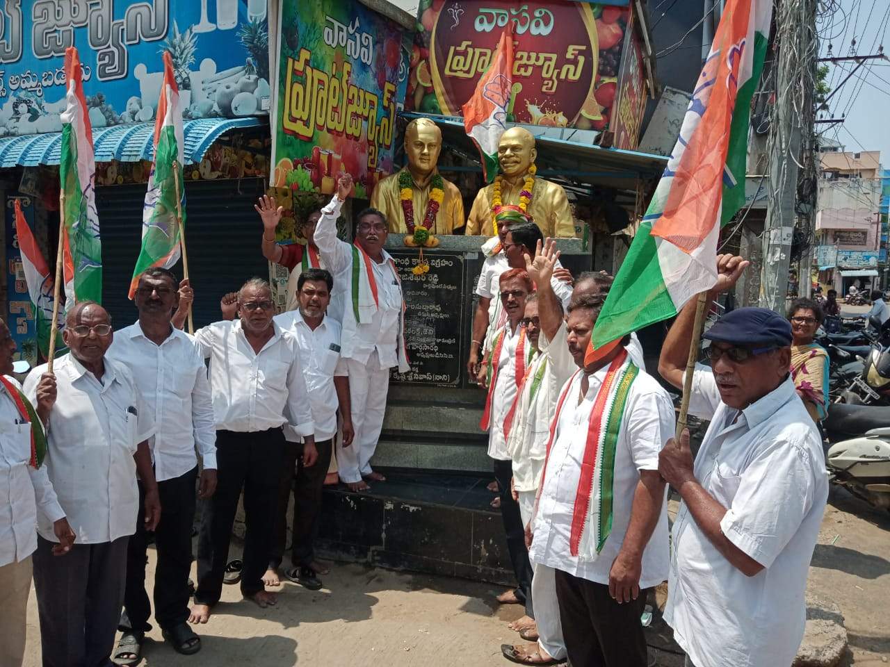 సాంకేతిక విప్లవ ఘనత రాజీవ్‌గాంధీ సొంతం : రాజనాల