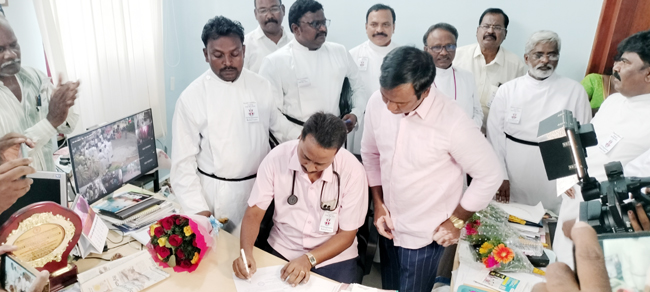 ఆరోగ్యవరం డైరెక్టర్‌గా రవీంద్ర బాధ్యతల స్వీకరణ