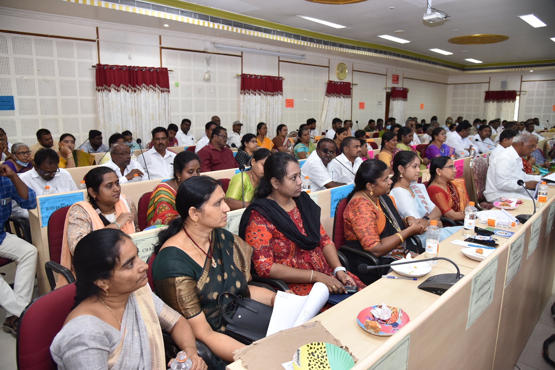 మొక్కజొన్న పంటను ఎక్కడ అమ్ముకోవాలి