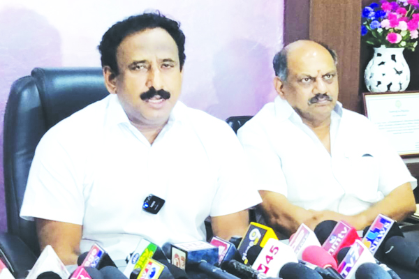 రైతులను ఆదుకోవడంలో ప్రభుత్వం చిత్తుశుద్ధితో ఉంది