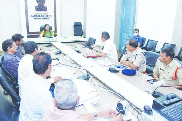 యుద్ధ ప్రాతిపదికన బీచ్‌ ఫ్రంట్‌ పనులు