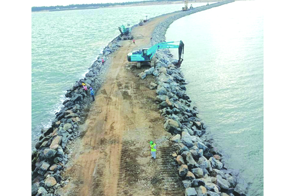 శరవేగంగా మూడో పోర్ట్‌ నిర్మాణం