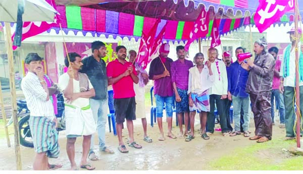 ఘనంగా మేడే వేడుకలు