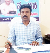 మున్సిపల్‌ కమిషనర్‌ గంగా ప్రసాద్‌ 