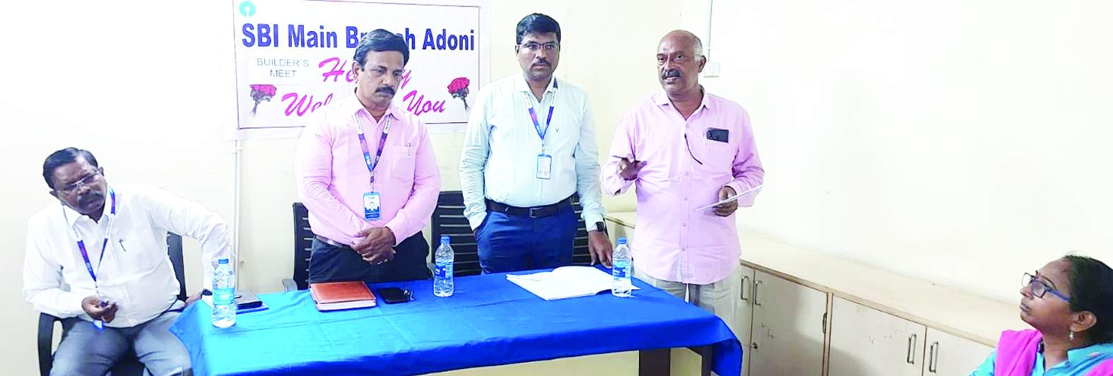 కార్యక్రమంలో మాట్లాడుతున్న శ్రీనివాస్‌