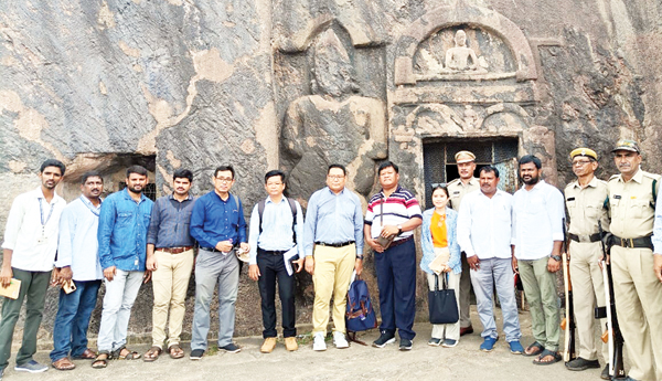 బుద్ధిజంపై బర్మా శాస్త్రవేత్తల పరిశోధన