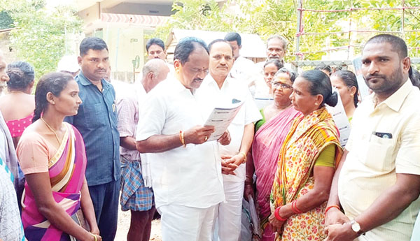 గ్రామాల్లో 'గడపగడపకు మన ప్రభుత్వం'