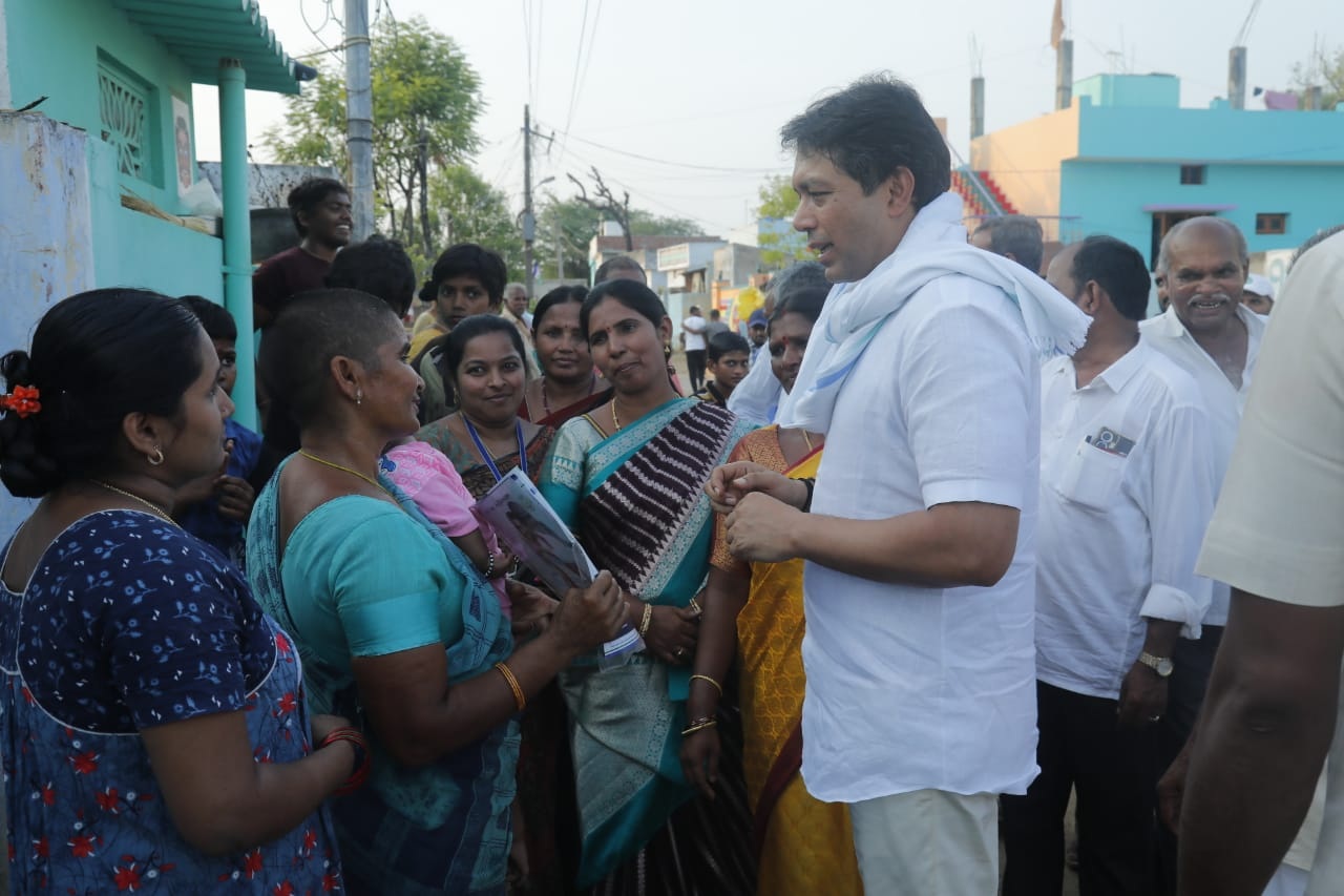 'గడప గడపకు మన ప్రభుత్వం'