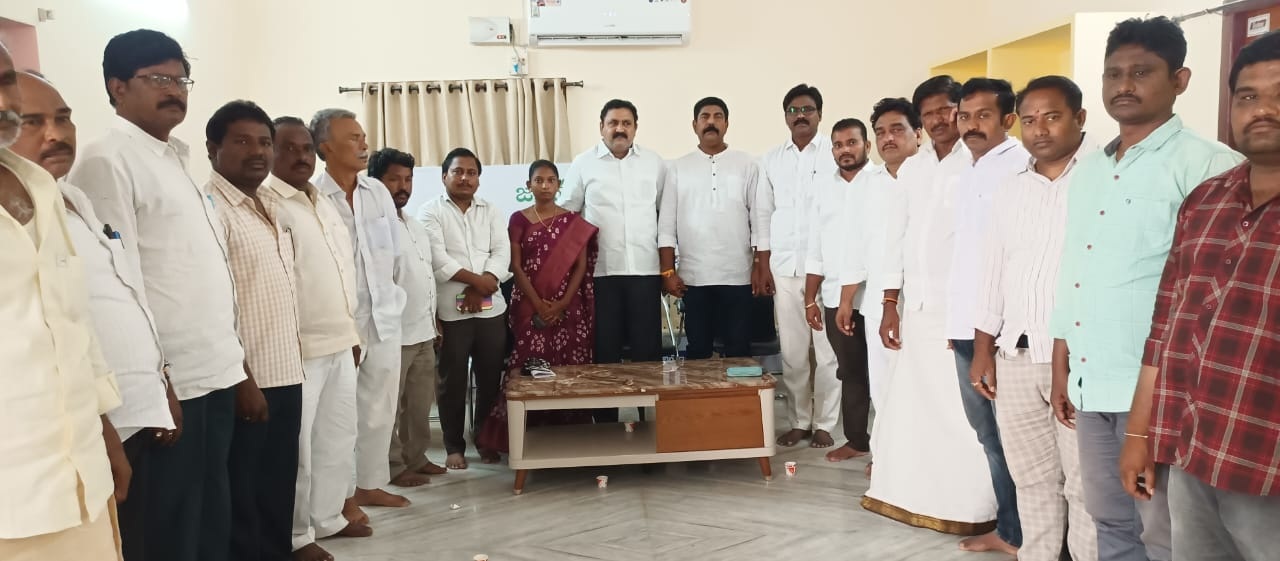 చంద్రబాబునాయుడుపై వైసిపి విమర్శలు