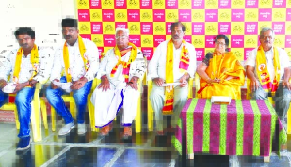 కాపులకు వెన్నుదన్నుగా చంద్రబాబు: టిడిపి