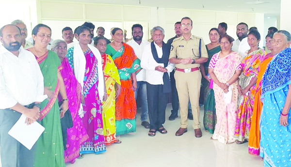 యద్దనపూడి దళితులకు రక్షణ కల్పించాలి: మందకృష్ణ