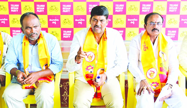 వివేకా హత్య కేసులో జగన్‌ రంగు బయటపడింది: వేగేశన