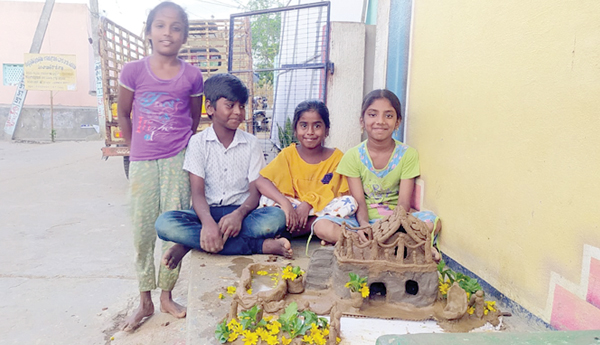 clay-house-constructed-by-children