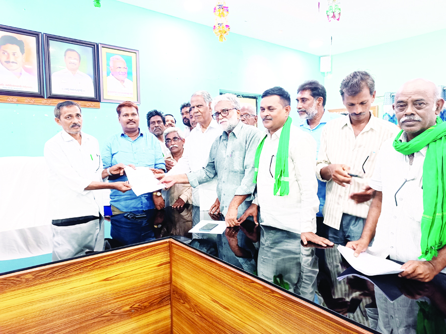  మద్దతు ధర ప్రకటించి పసుపు కొనుగోలు చేయండి