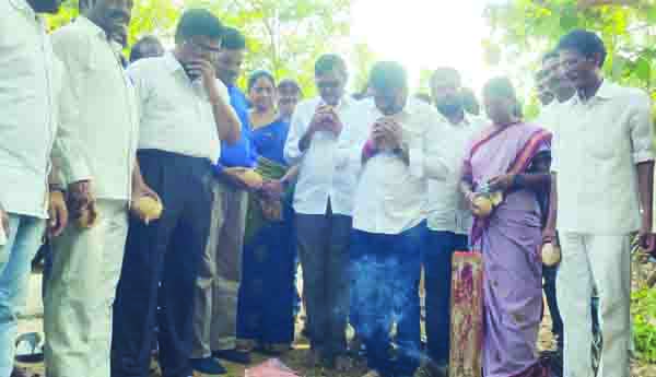 ఆరిలోవ రోడ్డు విస్తరణ పనులు ప్రారంభం