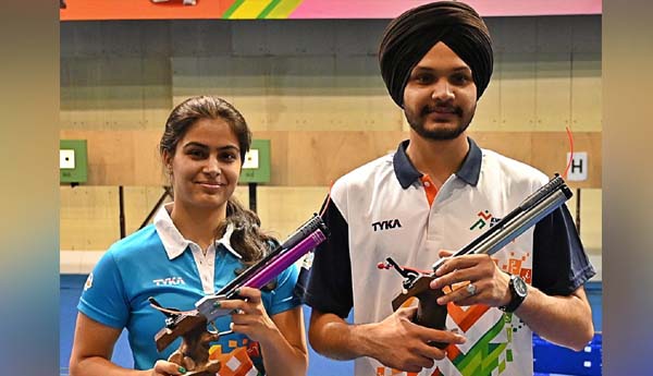 Gold-for-Manu-and-Sarabjyot