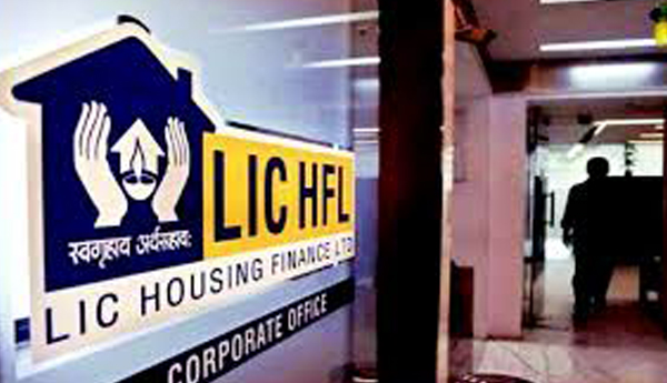 LIC-HFL-425%-dividend
