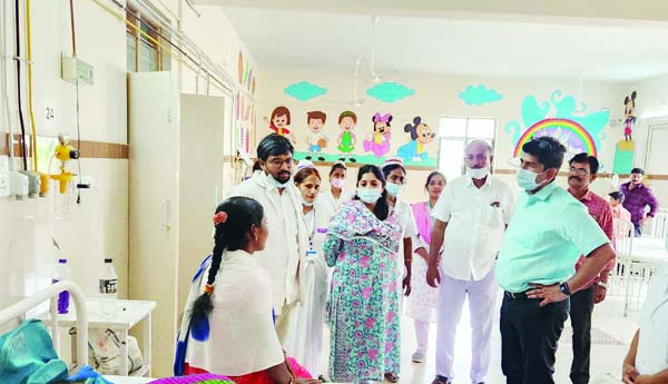 ఆసుపత్రిని సందర్శించిన ప్రపంచ బ్యాంకు బృందం