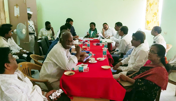 MLA-inspected-the-government-hospital