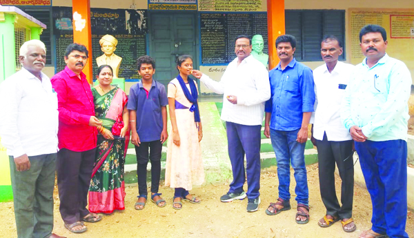 సత్తా చాటిన జడ్పీ విద్యార్థులు