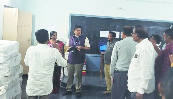 విద్యాశాఖ ప్రిన్సిపల్‌ సెక్రటరీ ఆకస్మిక తనిఖీ