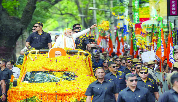 Six-houses-Rs-151-crores