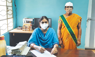 మాట్లాడుతున్న జడ్జి ఎం. సత్యకుమారి