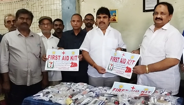 primary-health-care-first-aid-kit