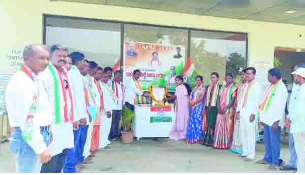  ఘనంగా రాజీవ్‌ గాంధీ వర్థంతి