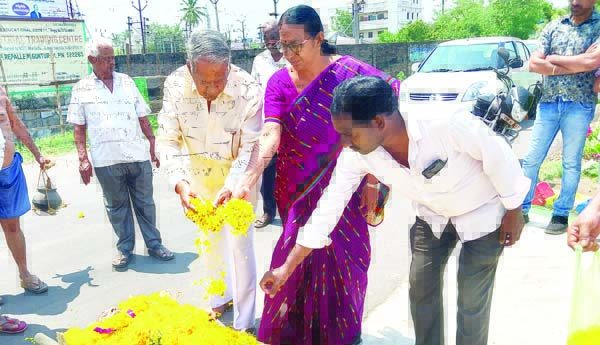 వెంకటేశ్వరరావుకు ఘన నివాళి