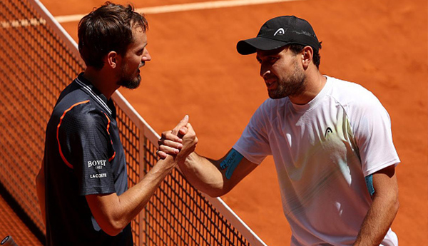 Medvedev-Rublev-lost-in-the-fourth-round-Madrid-Open