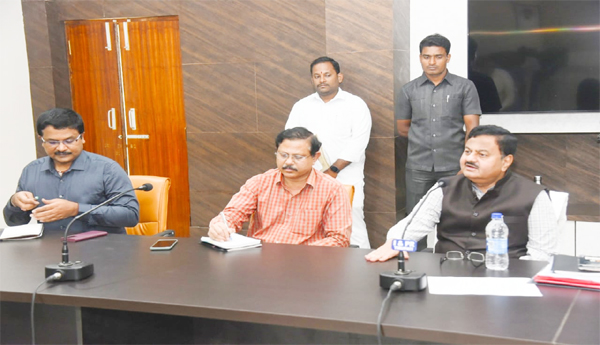 Lets-get-rid-of-plastic-waste-with-Suddha-Tirumala--Sundara-Tirumala-Collector