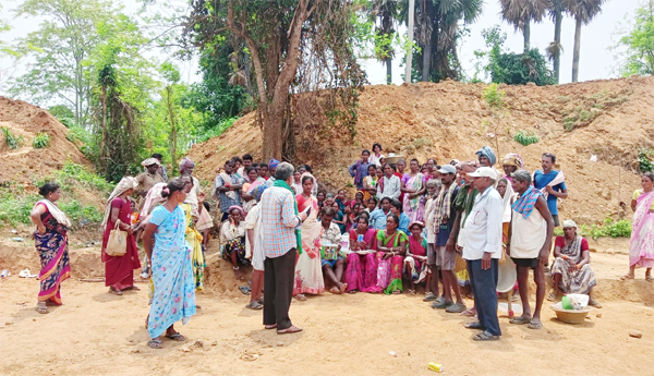 Employment-guarantee-should-solve-the-problems-of-laborers-AP-Rythu-Sangam