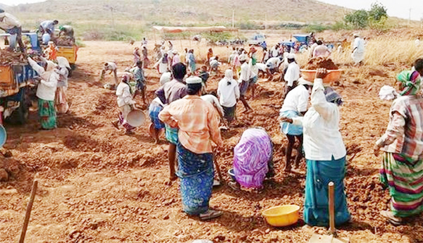 Upadhi-works-are-support-for-Dalits