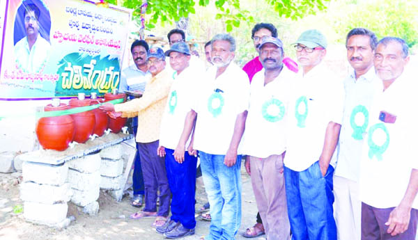 మజ్జిగ చలివేంద్రం ఏర్పాటు