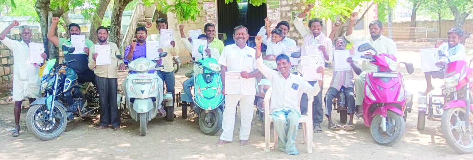 మాట్లాడుతున్న రామాంజనేయులు