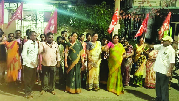 రెజ్లర్లకు మద్దతుగా మహిళల నిరసన