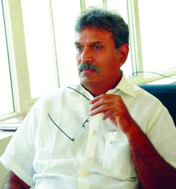 టికెట్‌ ఇవ్వకుంటే స్వతంత్రంగా పోటీ చేస్తా