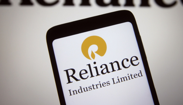 కొత్త ఇంధన వ్యాపారాలతో రిలయన్స్‌కు 15 బి.డాలర్ల ఆదాయం