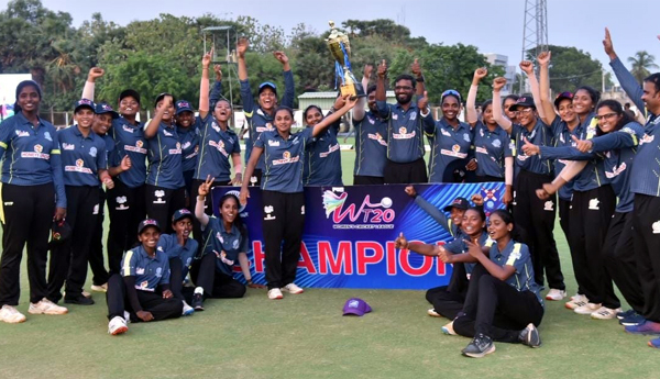 ఉమెన్స్‌ క్రికెట్‌ లీగ్‌ విజేత విజయనగరం
